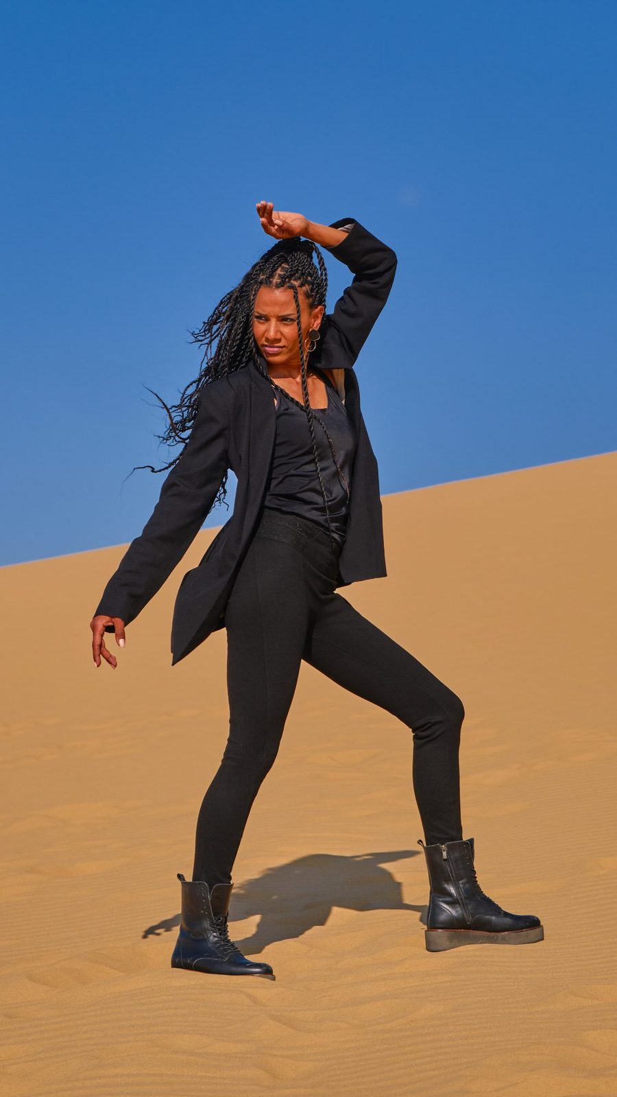Dancing with the Dunes – lifestyle portraits photography by Amr El Hadeka, image 3 of 22